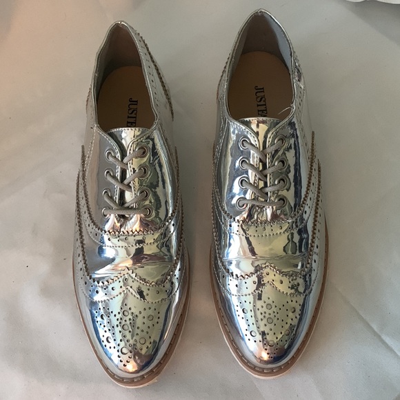 🔥1/2 of Summer Sale!🔥 Silver Metallic Kaytee Oxford Loafers - Picture 2 of 7